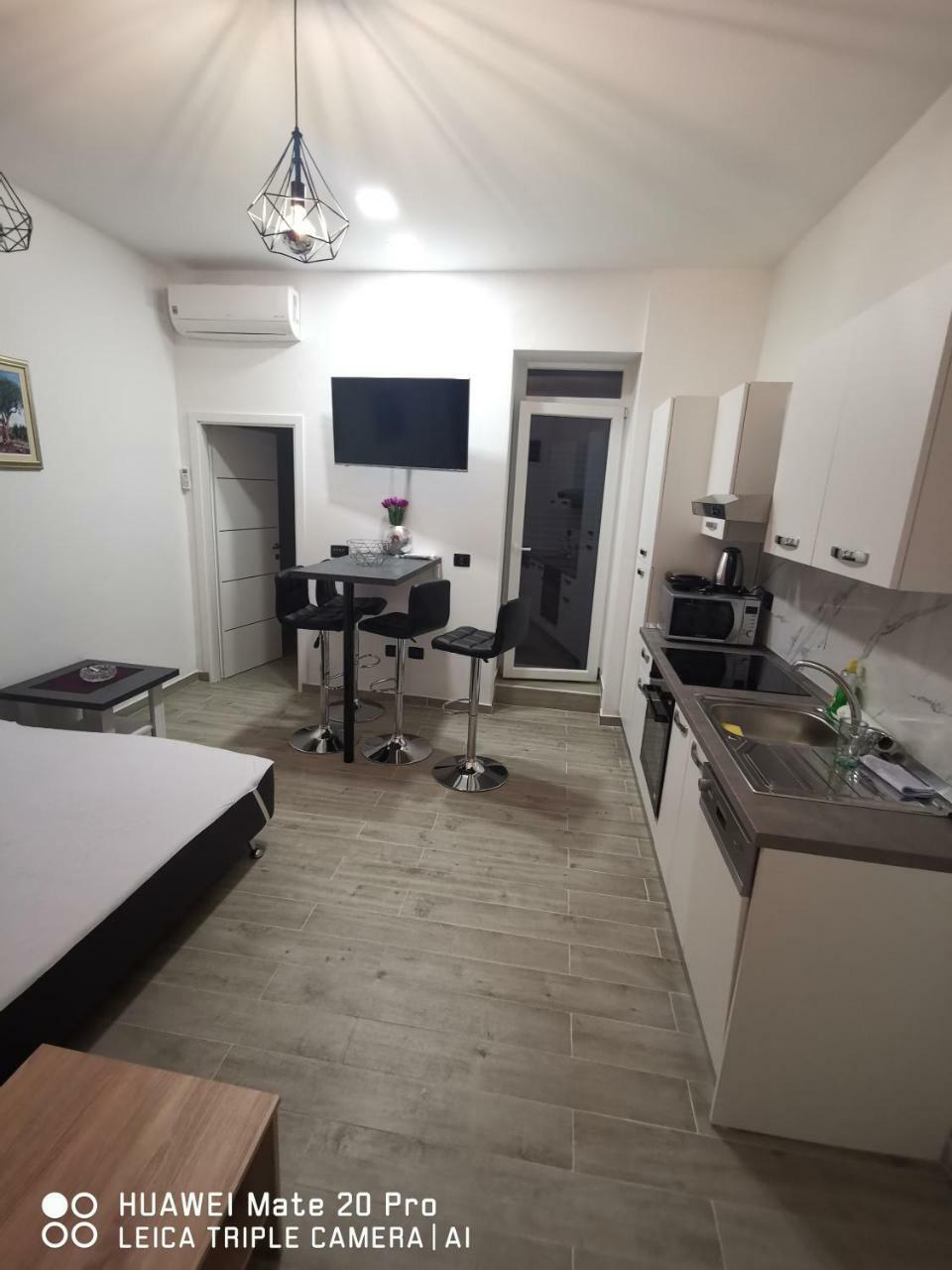 PUY Apartment Toni מראה חיצוני תמונה